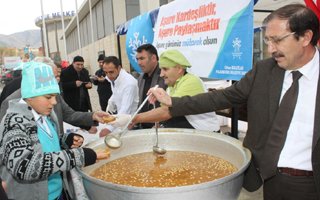 Palandöken Belediyesinden aşure rekoru!