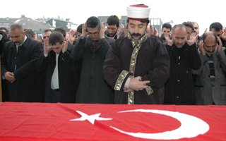 MHP'li Akyıldız için gıyabi cenaze namazı 