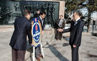 Erzurum'da 25. vergi haftası kutlandı