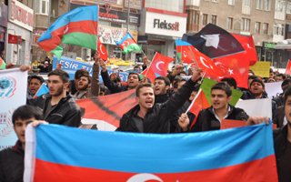 Hocalı katliamı Erzurum'da unutulmadı