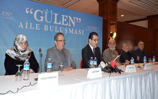 Gülen'in akrabalarından ortak toplantı