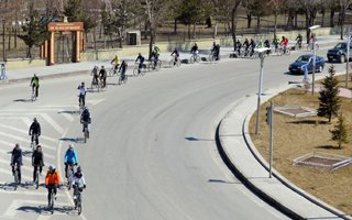 Alaca köyü şehitliğine bisiklet turu