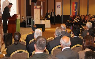 Kadına yönelik şiddet Erzurum'da tartışıldı