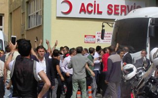 Gözaltındaki Hakim-Savcı Ve Akademisyenlere Linç Girişimi