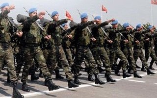 Orduya 10 bin FETÖ'cü asker katılacak