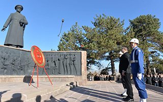 Atatürk Erzurum'da da törenlerle anıldı