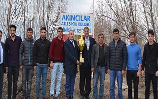 Türkiye Şampiyonu ciritçilere tatlı kutlama 