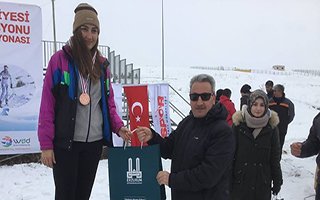 Kayakla Oryantik’in kalbi Erzurum’da attı 