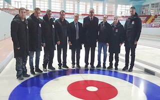 Curling salonu liglere hazır hale getirildi