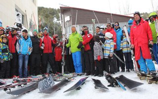 Palandöken'de 'bedava kayak' eylemi