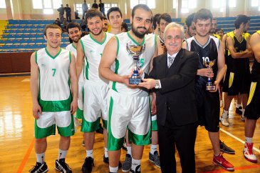 ETÜ'de basketbol finali heyecanı vardı