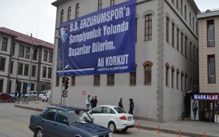 Korkut'tan B.B. Erzurumspor'a destek