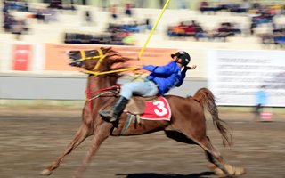 Erzurum’da Cirit Süper Kupa Finali Nefes Kesti 