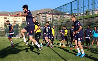 B.B. Erzurumspor ilk antrenmanına çıktı