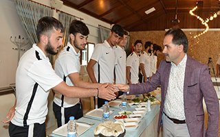 Uçar'dan Yakutiyesporlu Futbolculara Prim Jesti 