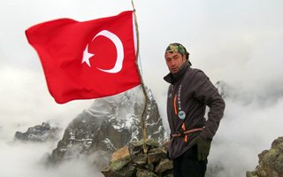 İspirliler dağların oğluna minnettar!