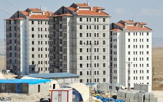 TOKİ'den "Binayı yık evini al" projesi!