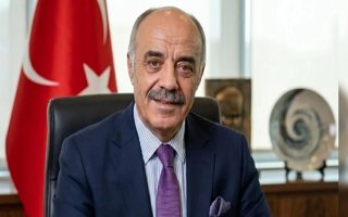 Lütfü Yücelik gümbür gümbür geliyor