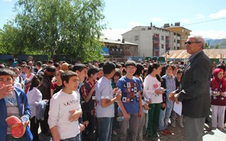 Oltu'da 570 öğrenci ter döktü
