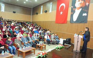 ETÜ'de Akademik Özgürlük toplantısı