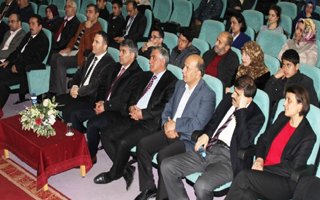 Aziziye'de ''Aile İçi İletişim'' Semineri Verildi