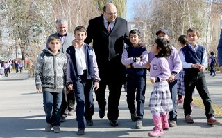 Aziziye Belediyesi ile 'Okullar Hayat' Oluyor