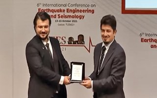 Bilim Ve Teşvik Ödülü Atatürk Üniversitesi'ne