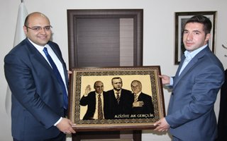 AK Parti'li gençlerden Orhan'a ziyaret