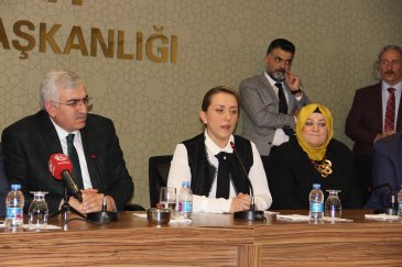 AK Parti Kadın Kolları Başkan Çelik oldu