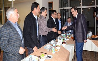 Başkan Bulutlar Muhtarlara iftar yemeği verdi 