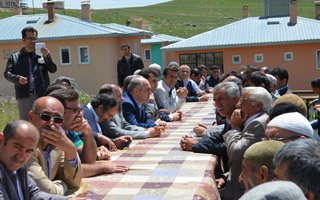 Yavilioğlu dayısının vasiyetini yerine getirdi!