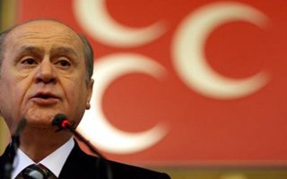 Bahçeli demokrasi paketini eliştirdi