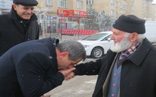 Murat Resuloğlu sahaya indi