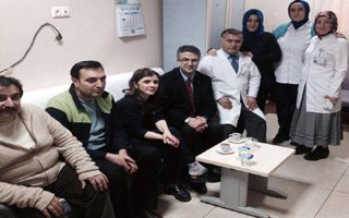 MHP'li Aydın sağlık çalışanlarını ziyaret etti