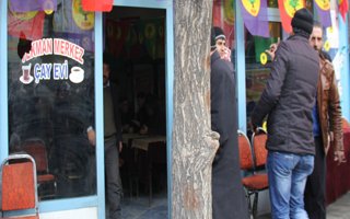 Erzurum'da BDP seçim bürosuna saldırı