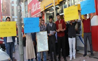 AK Partili gençlerden İhsanoğlu'na tepki