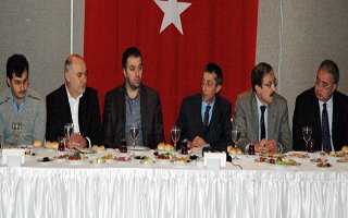 AK Parti'nin yeni yönetimi tanıtıldı