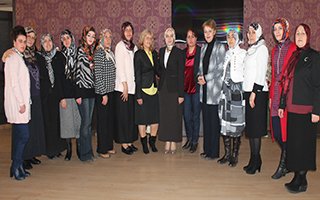 MHP'de Kadın Kollarına 'Güven' Geldi