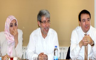 Aydemir: Erzurum Kendini Farketmeli