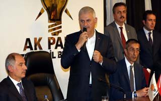 Başbakan Yıldırım İl Başkanlığı'nda Konuştu