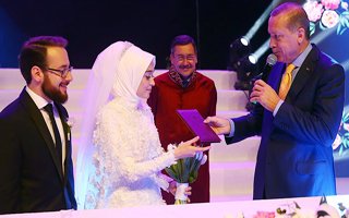 Bakan Akdağ'ın mutlu günü