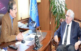 AK Parti İl Başkanı Öz'den Bulutlar'a Övgü