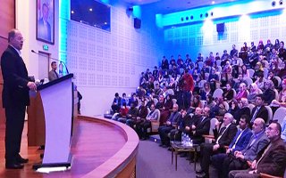 Bakan Akdağ gençlerle buluştu