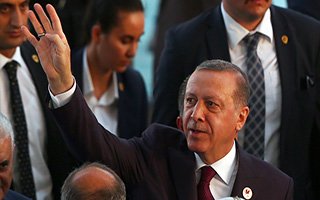 AK Parti'de 16 yıl kutlaması