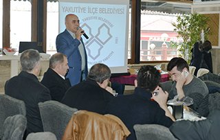 Başkan Korkut, berberlerle bir araya geldi... 