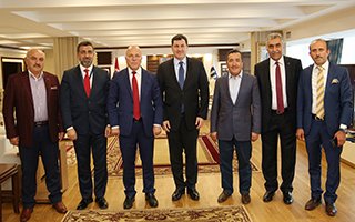 Başkan Sekmen İstanbul ekibini görevden aldı