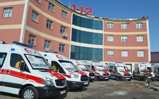 Bu ambulanslara yol vermeyen yandı