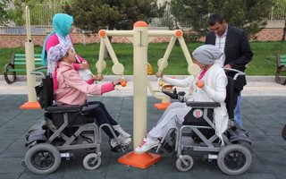 Kılıç engelsiz yaşam merkezinde