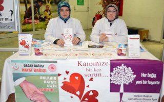 Palerium AVM'de organ bağışı standı