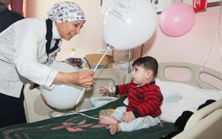 Erzurum BEAH'ta çocuklara eğlenceli tedavi